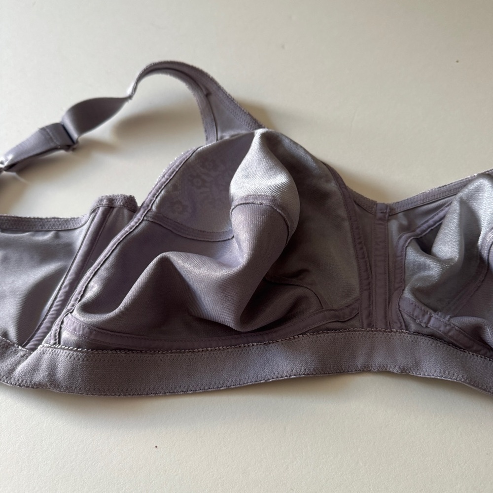 Underscore Women's Gray Lace Wire free Bra Lace Overlay Size 44DD 100% Nylon - Picture 9 of 12